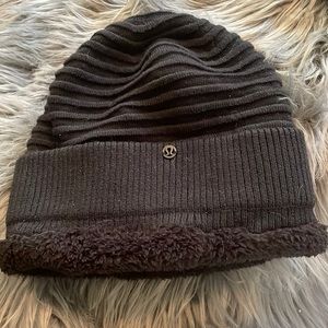 Lululemon winter fleece hat